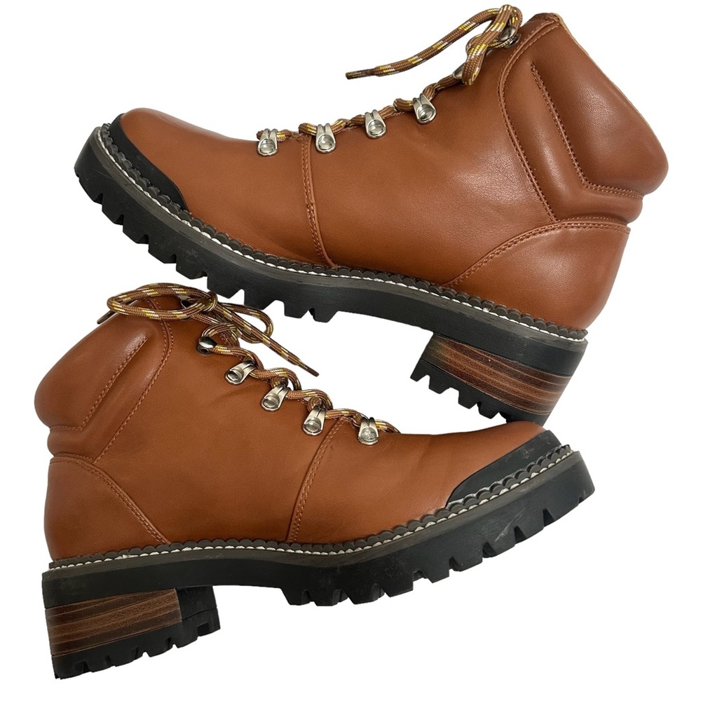 Universal Thread Mismatched Size Boots 8.5 9.5